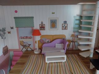Casa de muñecas de Madera. 