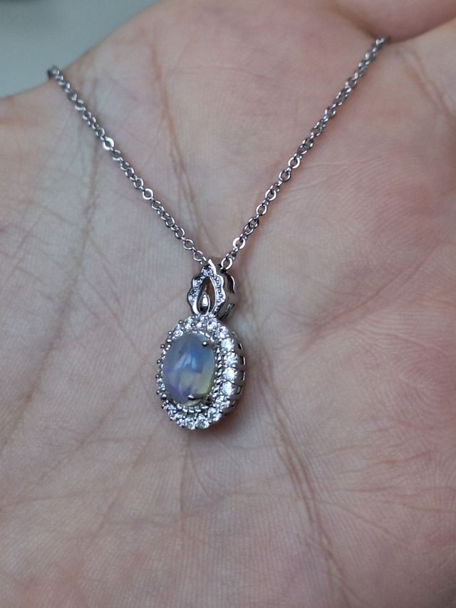 Pendente con Opale Etiope naturale