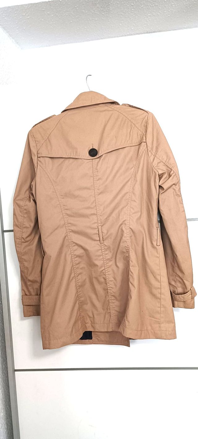 Gabardina beig Stradivarius