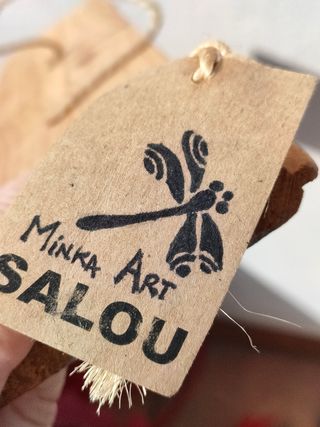 Balda decorativa con escena marina