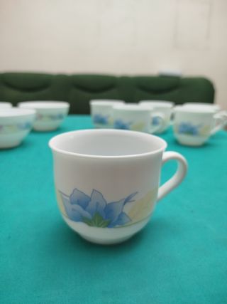 Lote Tazas de cafés y cuencos Arcopal.