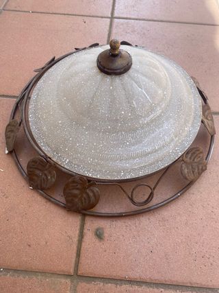 Plafoniera lampada in ferro e vetro satinato