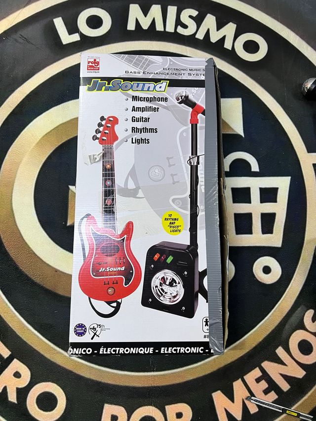 Set de guitarra microfono y amplificador