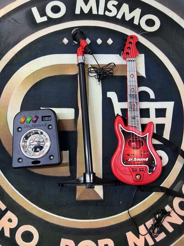 Set de guitarra microfono y amplificador