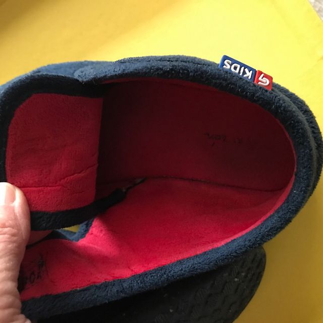 Zapatillas niños Spiderman. talla 29