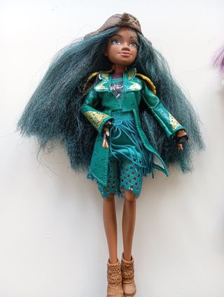 Princesas Disney y Los descendientes