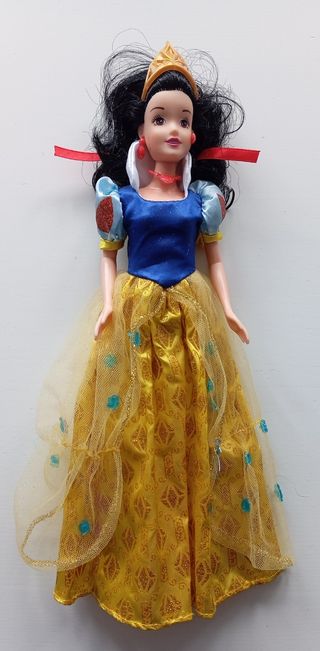 Princesas Disney y Los descendientes