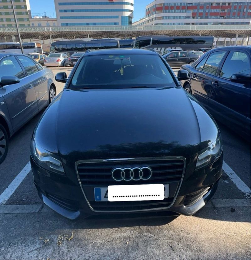 Audi A4 - foto 1