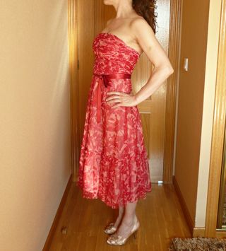Vestido palabra de honor BCBG ceremonia rojo y ros