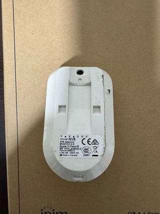 Detector paradox nv5