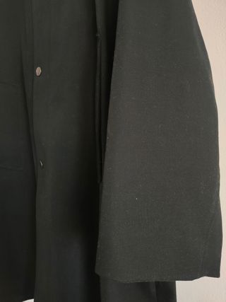 Trench con cuello de piel