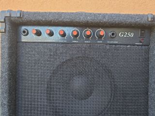 AMPLIFICADOR GUITARRA