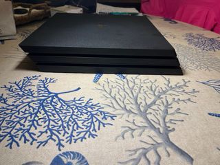 Play Station 4 Pro