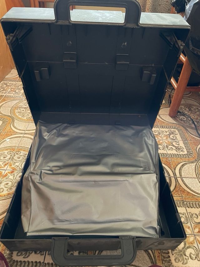 Máquina de escribir Olivetti Studio 46