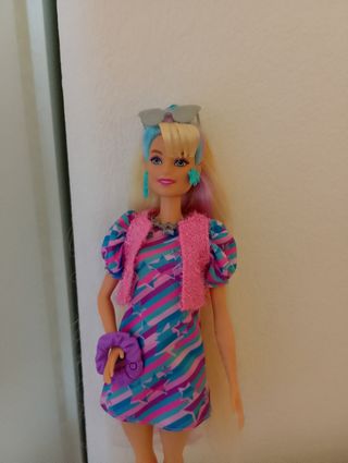Barbie totally hair