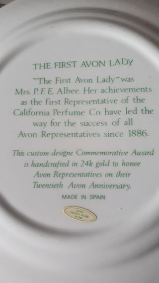 PLATOS PORCELANA AVON