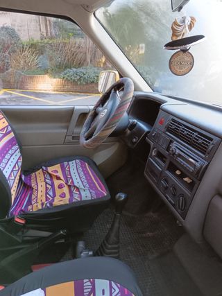 Volkswagen Transporter KOMBI 1,9 TD