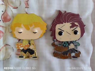 Pins decorativos de anime "Demon slayer"