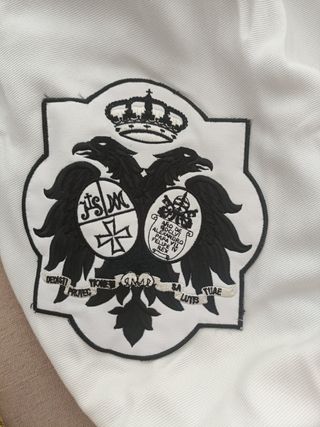 Túnica de la Hermandad de El Cachorro