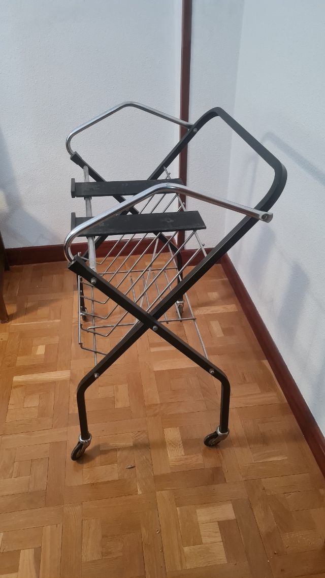 Mueble plegable clasico maquina coser television