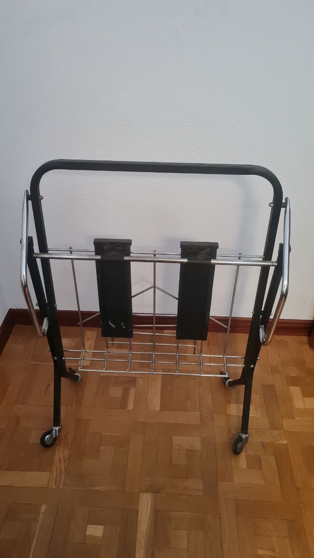 Mueble plegable clasico maquina coser television