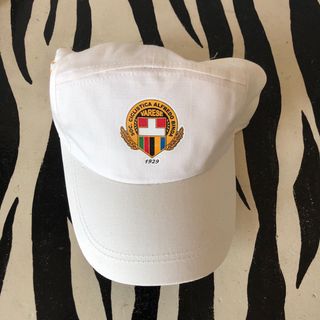 Lotto 9 cappellini con visiera