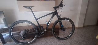 Bicicleta GIANT ANTHEM ADV 
