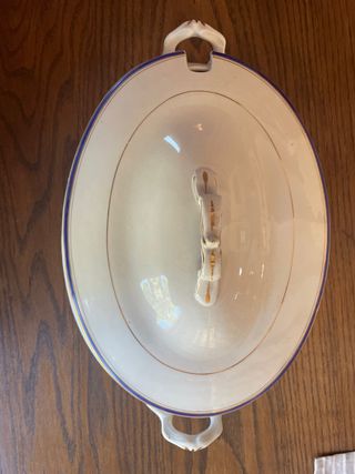 Sopera antigua decorativa