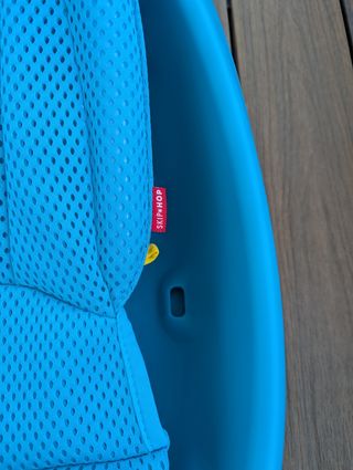 Bañera bebe evolutiva marca SkipHop Moby