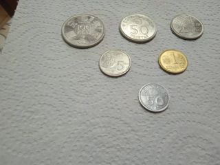 MONEDAS MUNDIAL 82