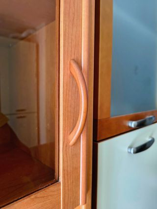 vetrinetta da salotto ciliegio - maniglie nuove