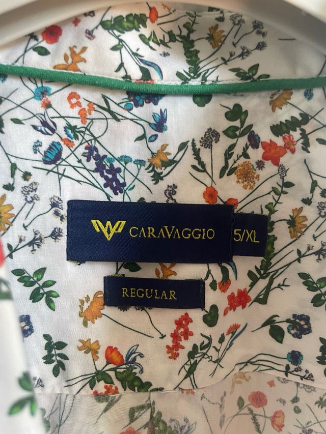 Camisa flores hombre