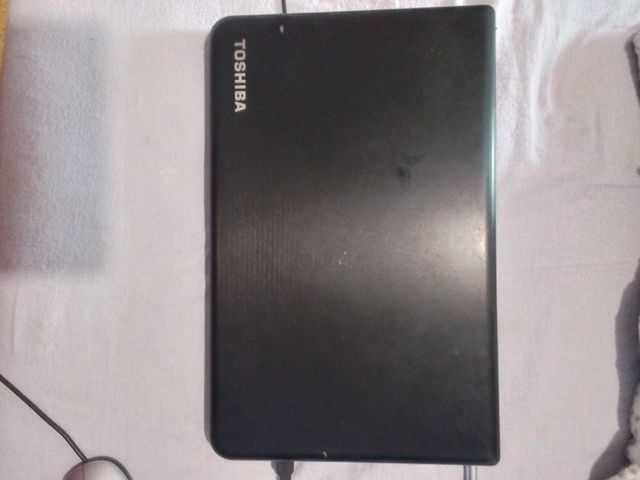 Portátil Toshiba - ideal para peças