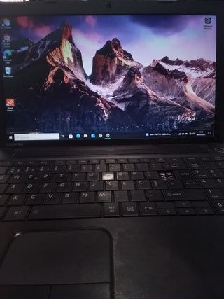 Portátil Toshiba - ideal para peças