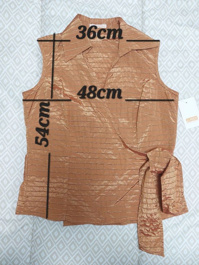 Top cruzado sin mangas