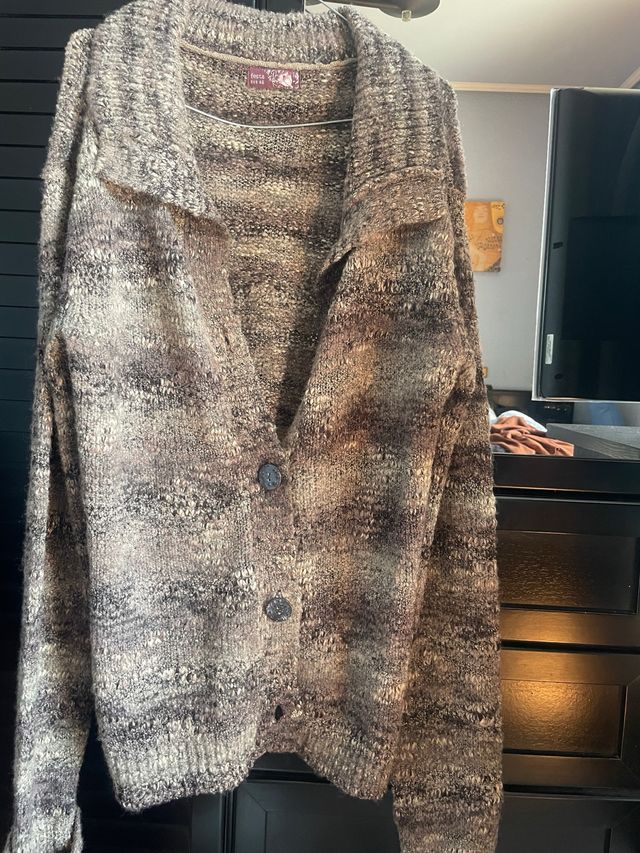 Chaqueta punto botones