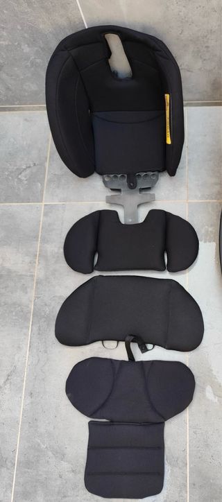 Seggiolino auto BeSafe iZi Twist BLACK