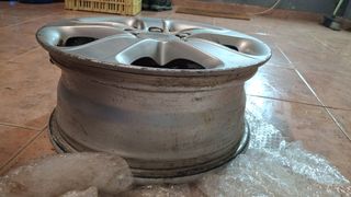 Llanta Seat León 16