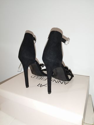 Sandalias de ante tacón alto