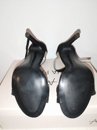 Sandalias de ante tacón alto