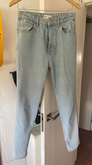 Pantalon vaquero claro