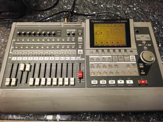 Roland VS 1680 mesa de grabación digital