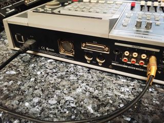 Roland VS 1680 mesa de grabación digital