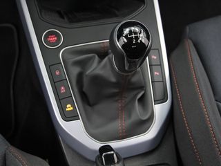 ARONA 1.0 TSI 110 FR XM 5P (ANTINIEBLAS LED)