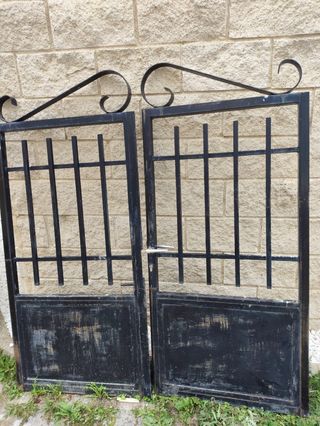 Puertas de hierro