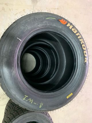 Juego neumaticos Agua circuito Hanckook 13”