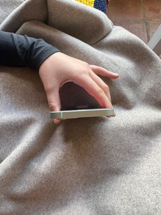 iPhone 12 verde acqua.