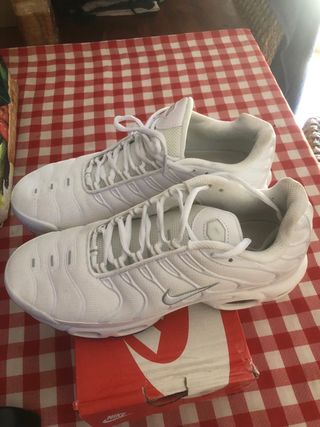 ZAPATILLAS NIKE TN NUEVAS