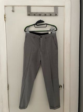 Traje Hombre Zara colección “Essentials”
