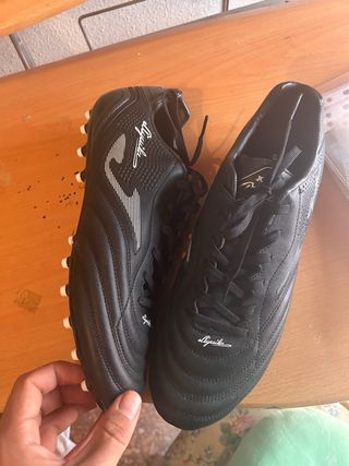 Zapatillas Futbol de Tacos